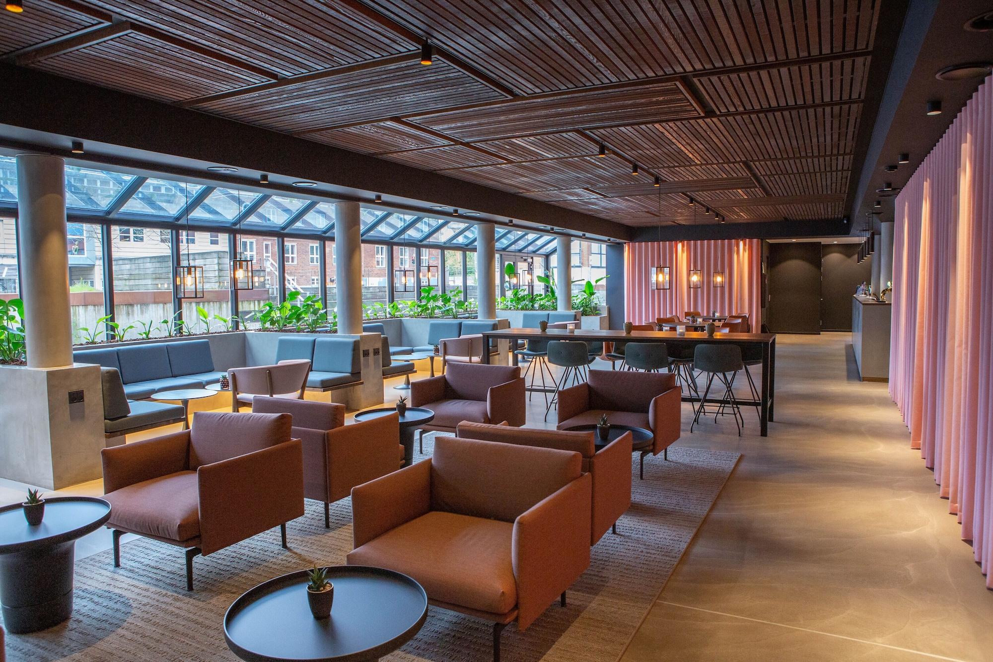 Vista Lobby Grand Hotel Struer
