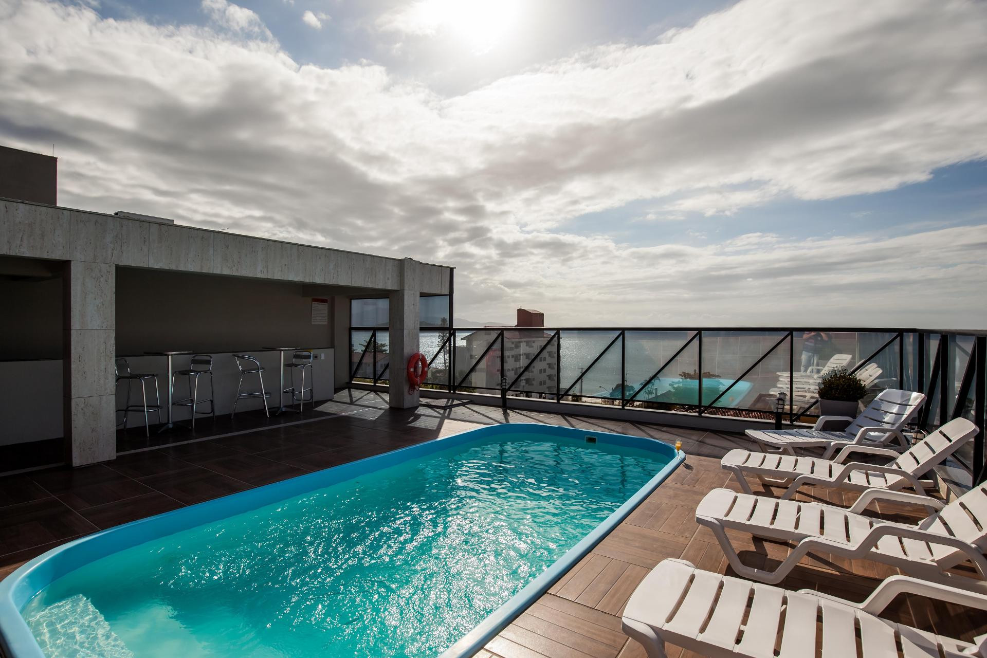 Vista Piscina Fenícia Palace Hotel