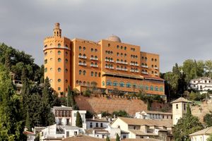 Hospedagens - Hotel Alhambra Palace