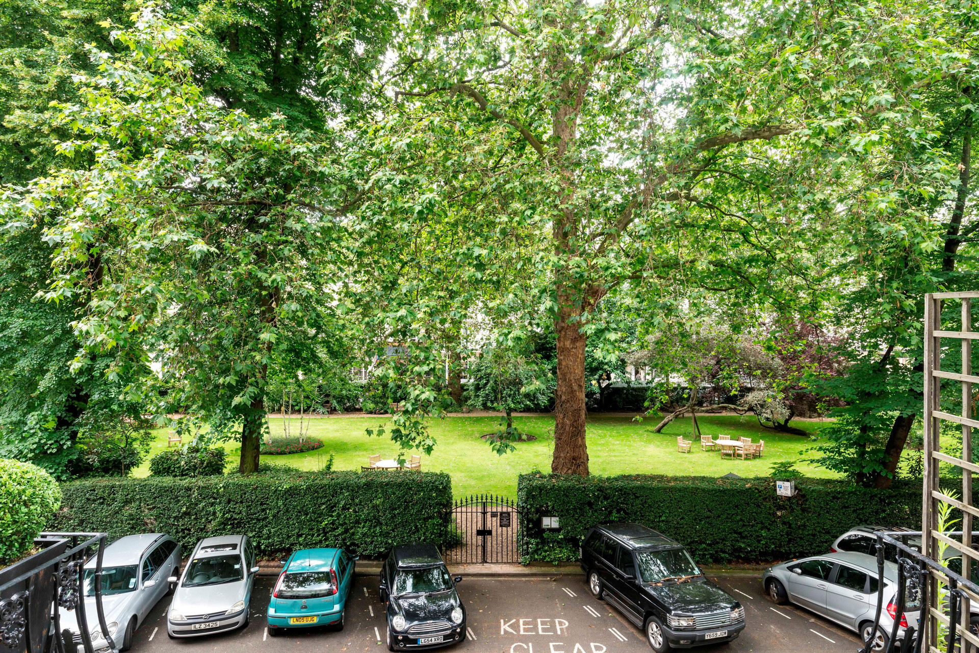 Vista Exterior London House Hotel