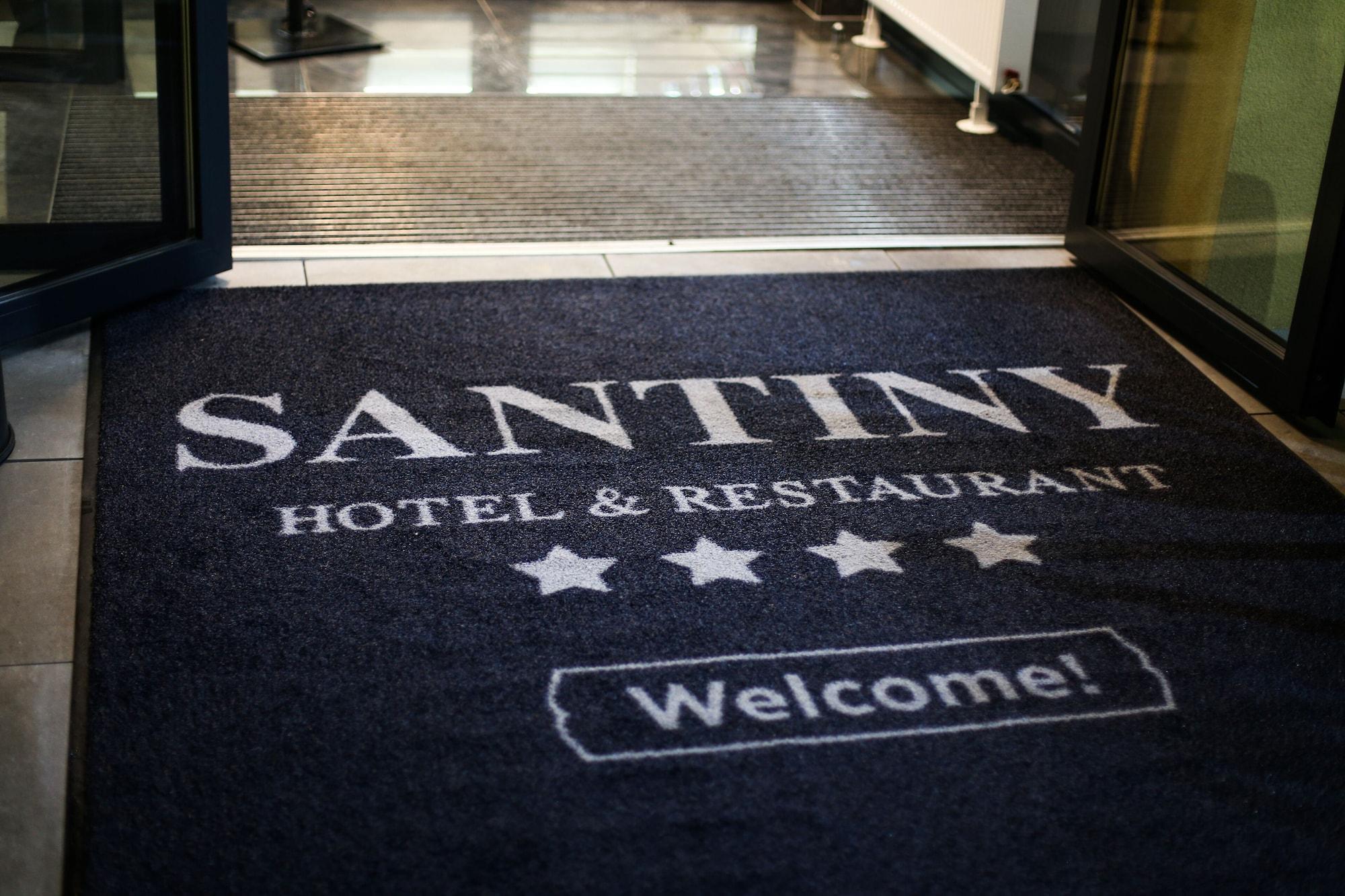 Vista Lobby Santiny Hotel & Restaurant