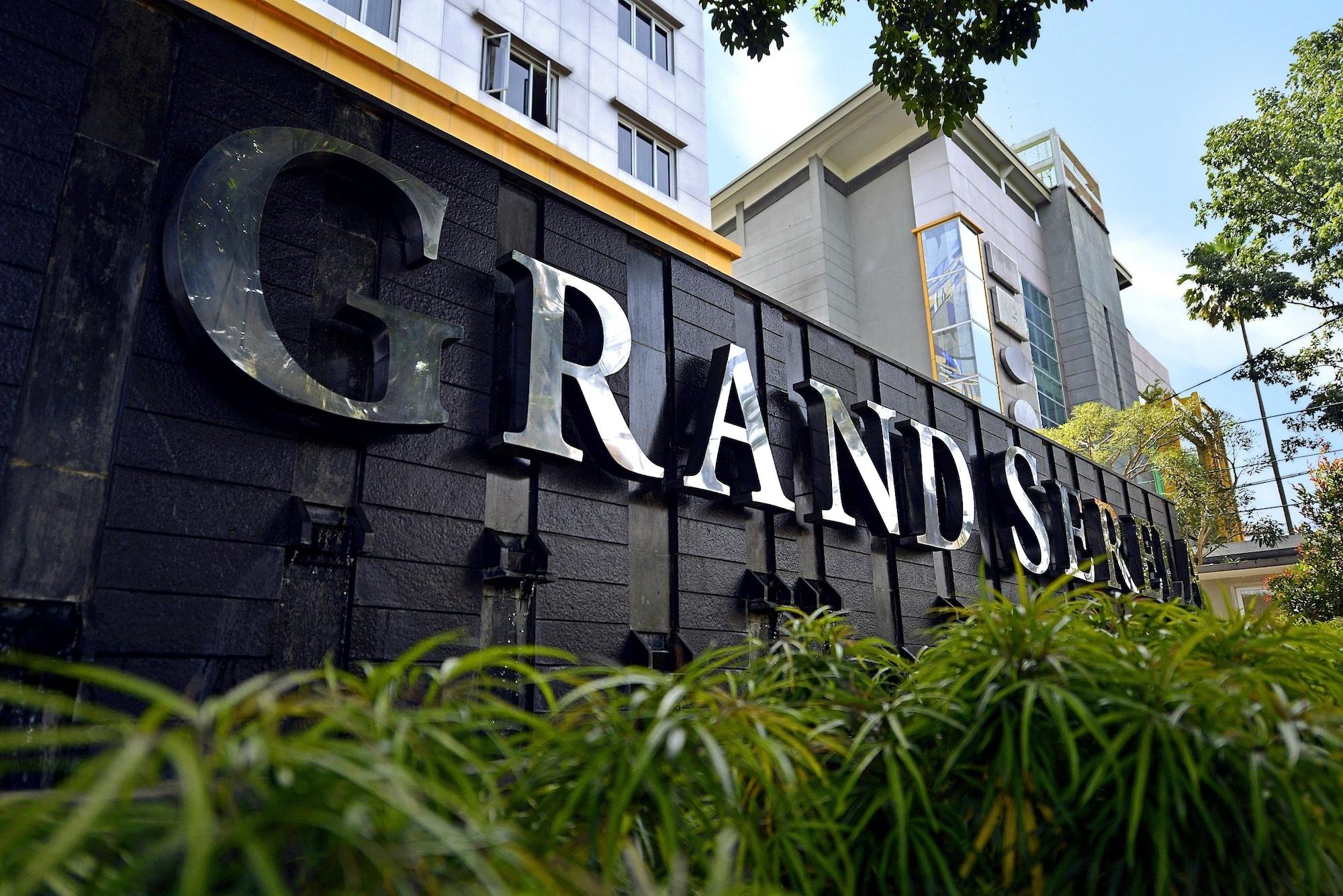 Vista Exterior Grand Serela Setiabudhi Hotel Bandung