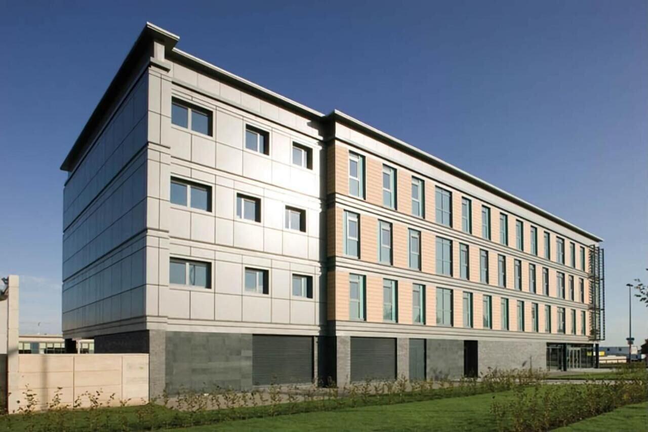Vista Exterior Edinburgh College Residence