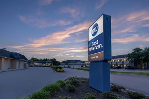 Alojamiento - Best Western Center Inn