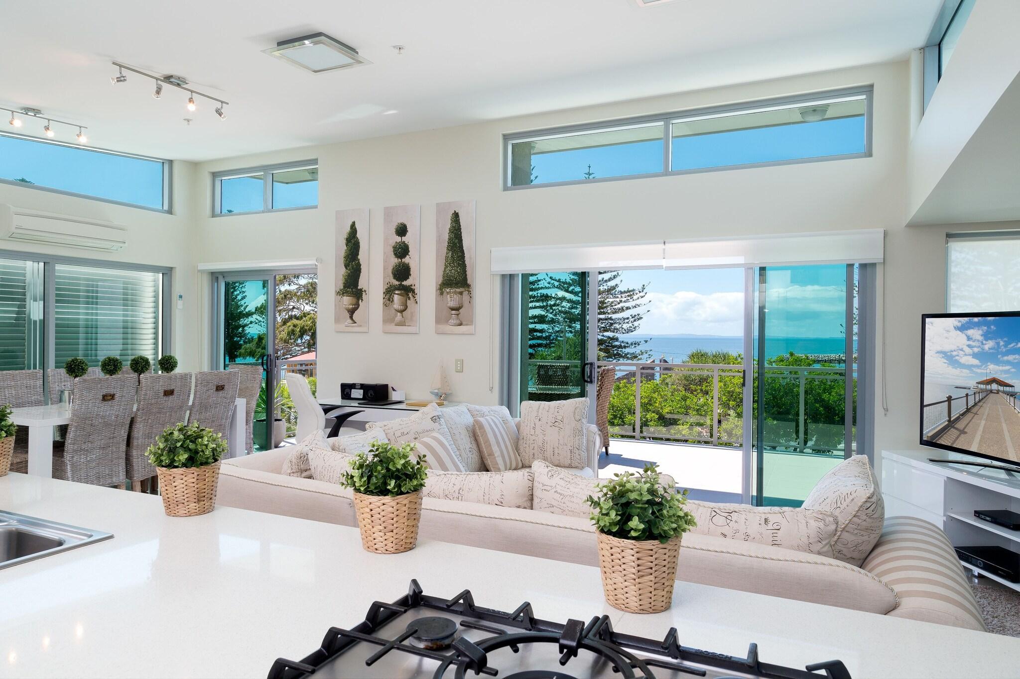 Vista Exterior Proximity Waterfront Apartments