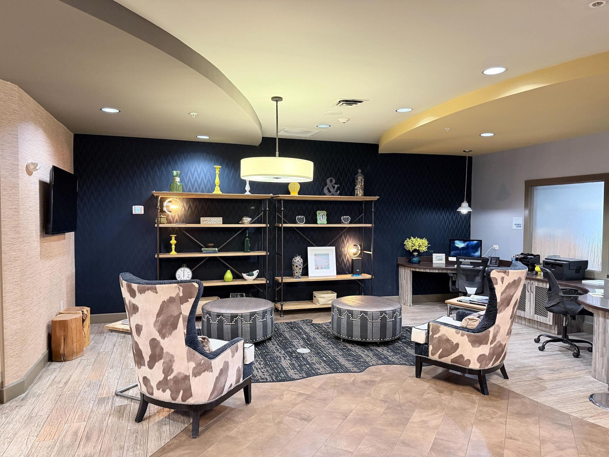 Vista Exterior Holiday Inn Express & Suites Perry-National Fairground Area #34 by IHG