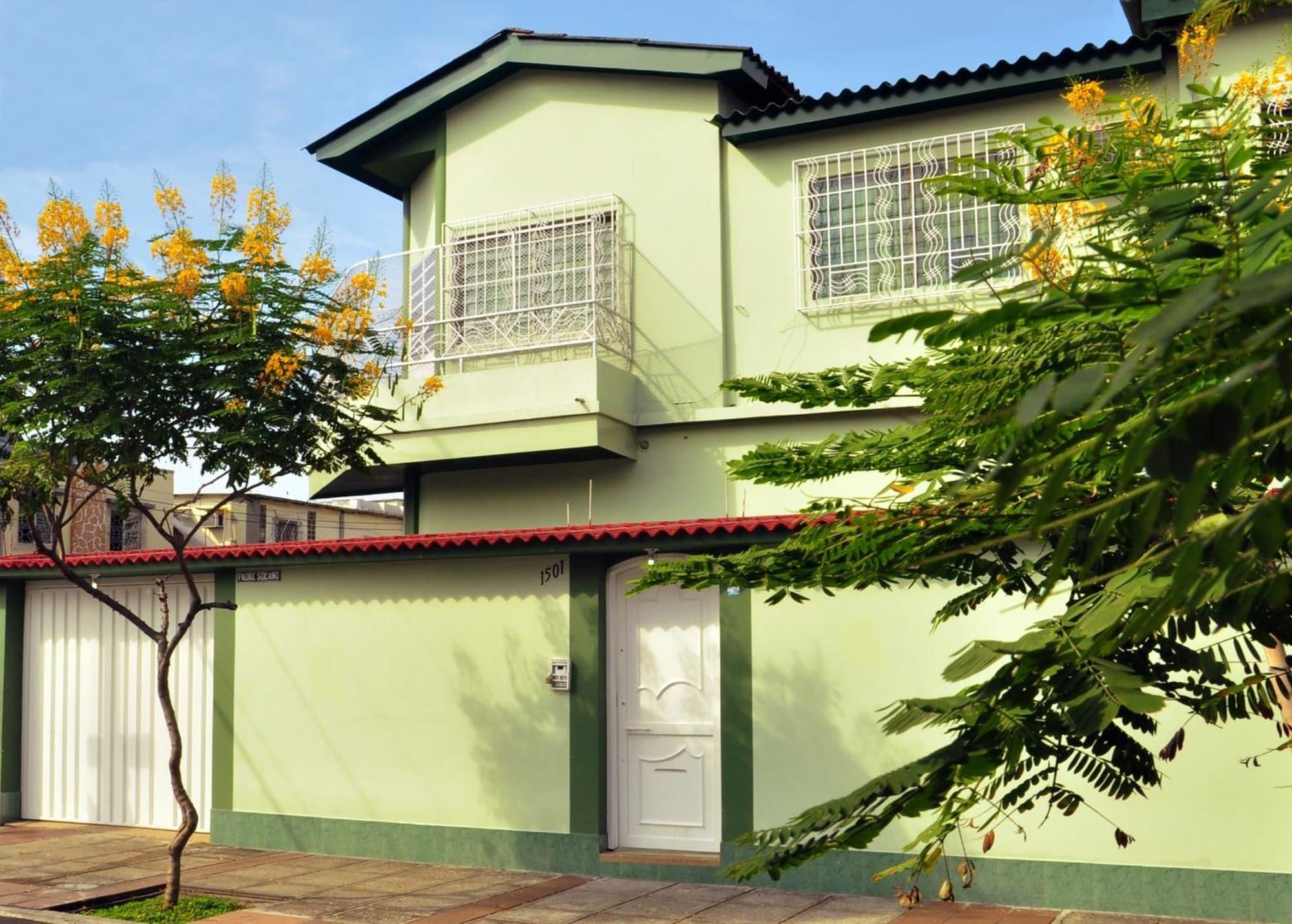 Vista Exterior Jeshua Inn Guayaquil