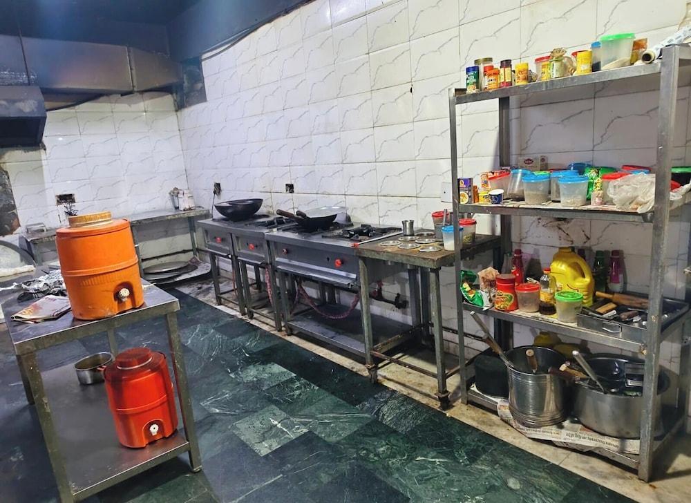 Equipamiento de Habitación Radha Krishna Guest House
