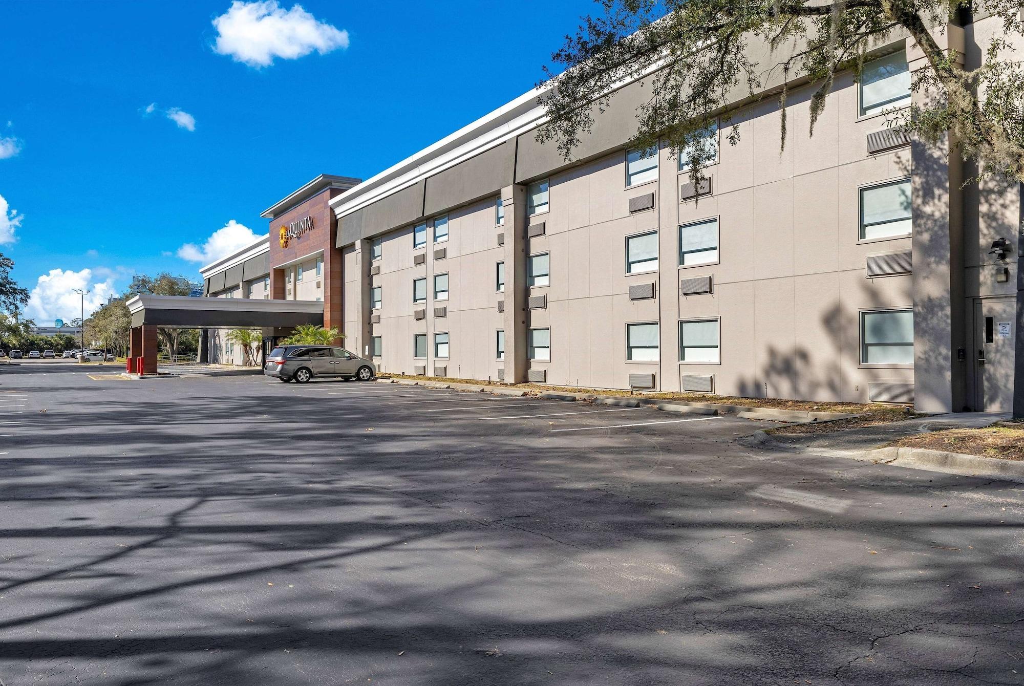 Vista Exterior La Quinta Inn & Suites by Wyndham Jacksonville Mandarin