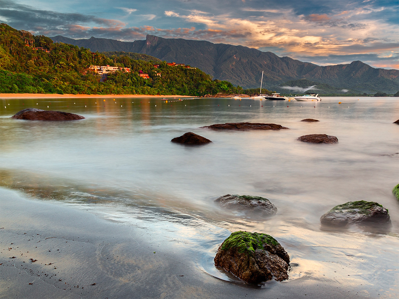 CHALES ESTRELA DO MAR VILA UBATUBA