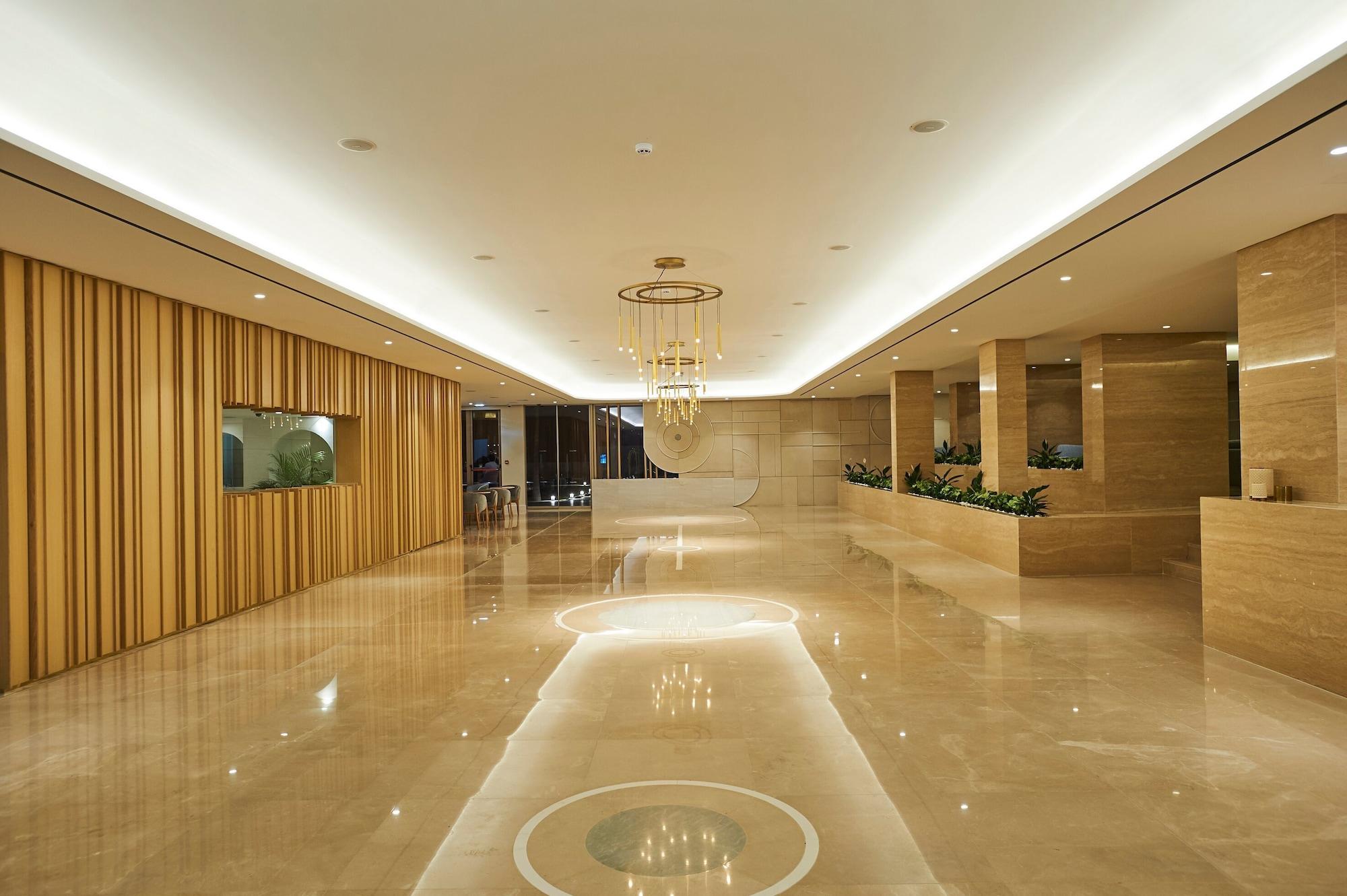 Vista Lobby Sunrise Jade - Adults Only