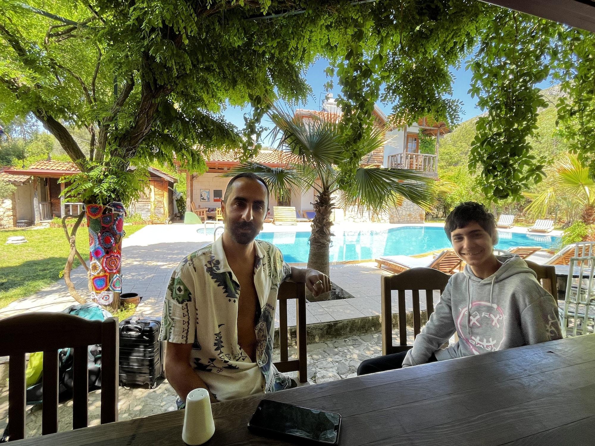 Bar/Salón Koyevi Olympos Countryhouse