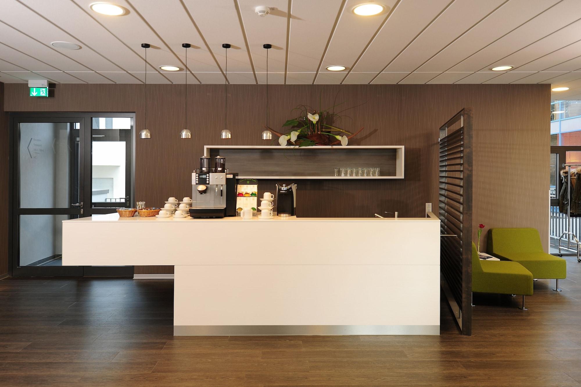 Bar/Salón Hotel INNdependence