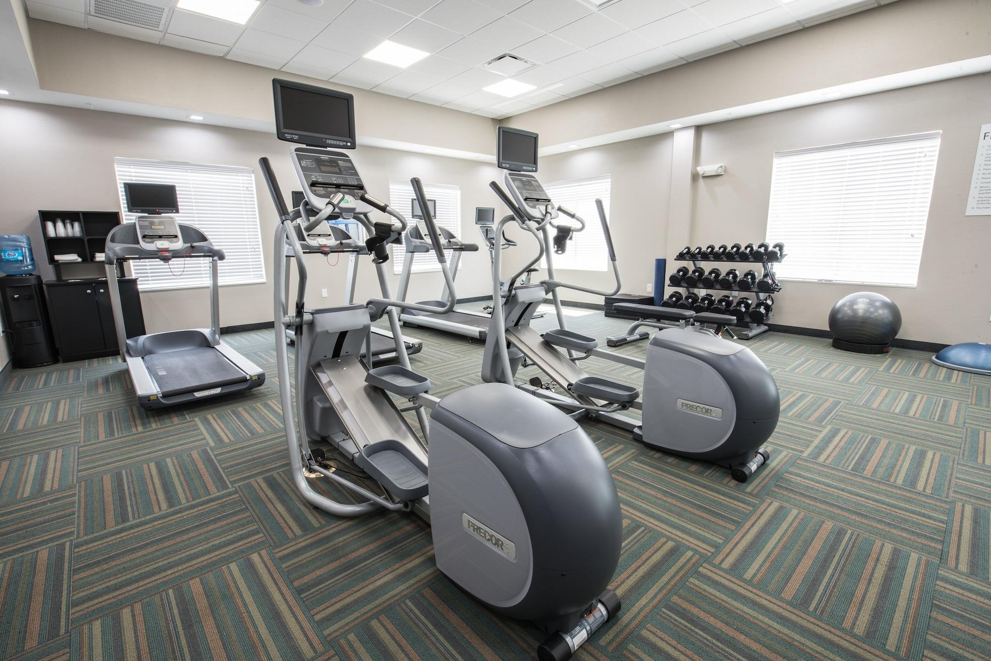 Gimnasio Holiday Inn Express & Suites Houston - Hobby Airport Area by IHG
