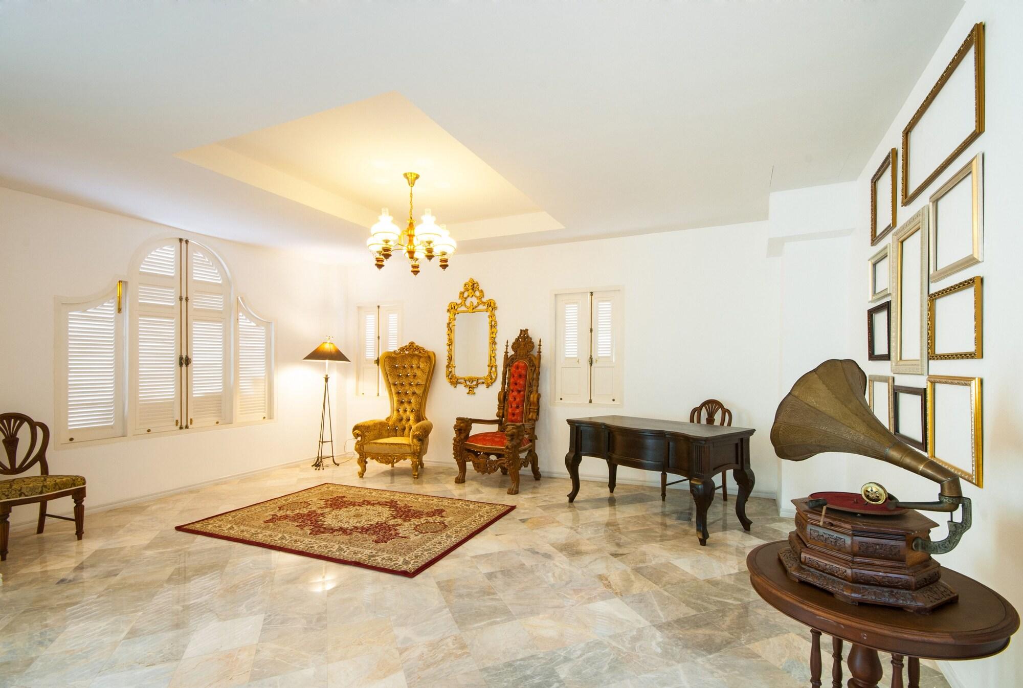 Varios Dharasom Colonial House
