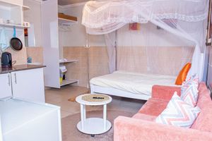 Alojamiento - Room-sappire Suits- Cozy Room With Own F