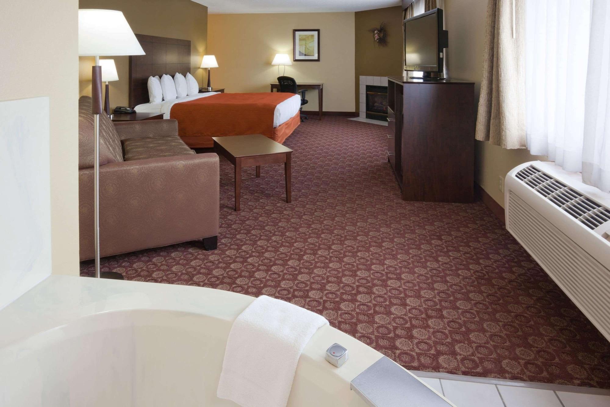 Habitación AmericInn by Wyndham Blue Earth