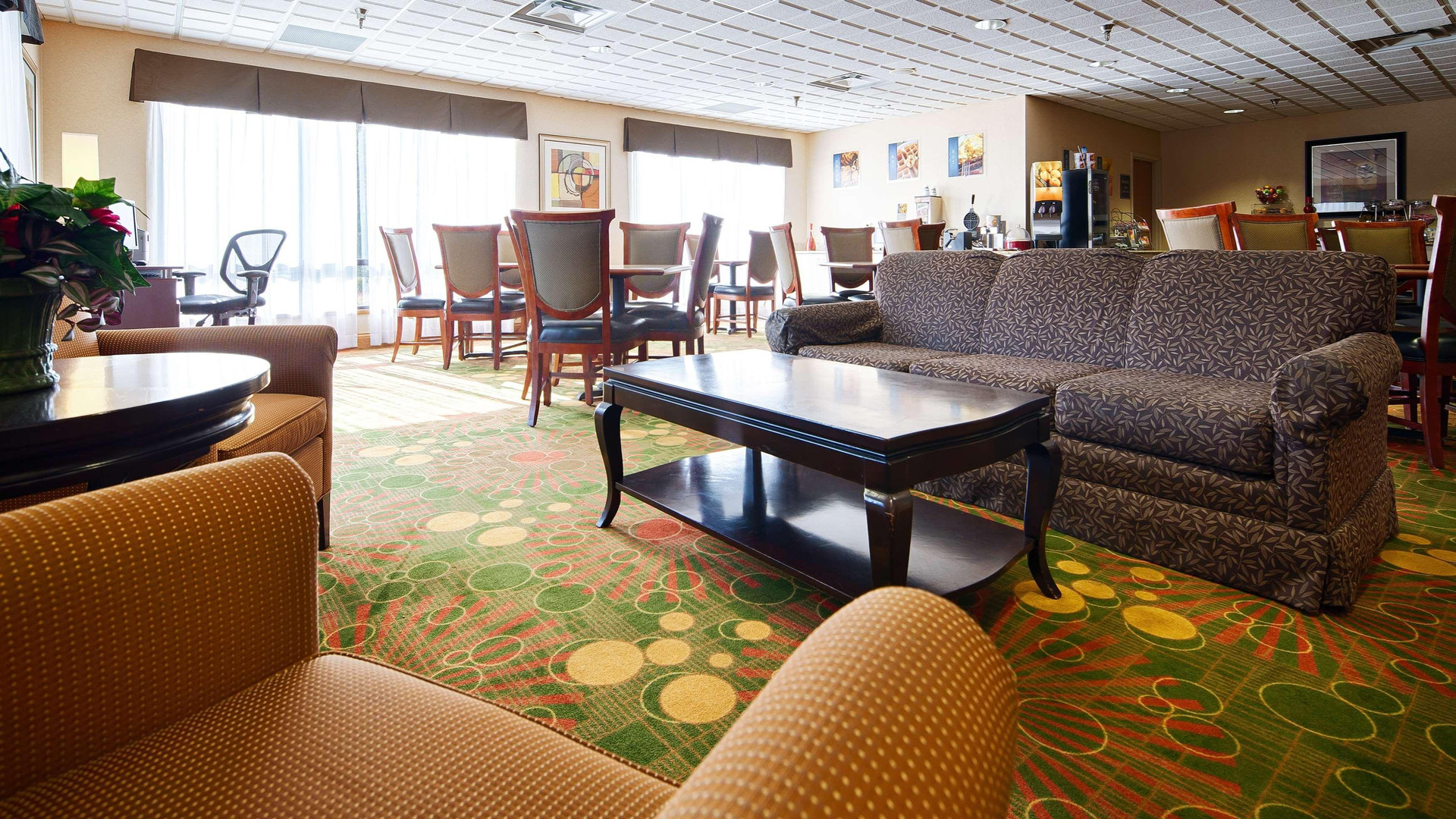 Vista Lobby Best Western Plus Richmond Indiana I-70