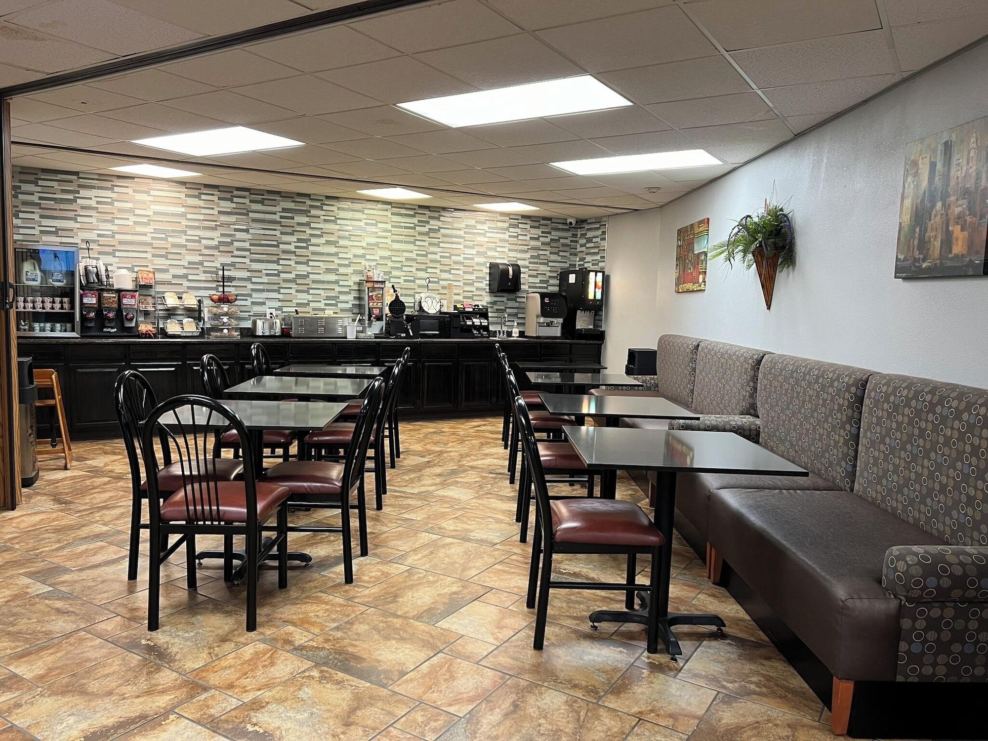 Restaurant Greenlight Inn & Suites