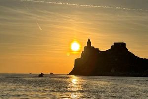 Actividad - Magia al Atardecer: Tour por Cinque Terre, La Spezia, Portovenere y Lerici