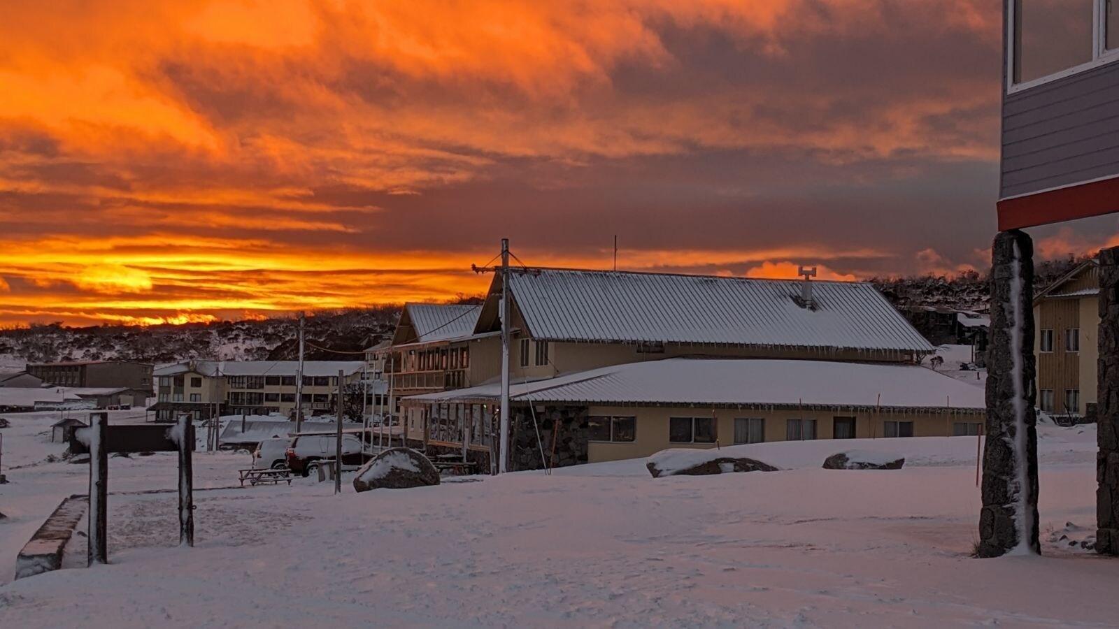 Vista Exterior Eiger Chalet