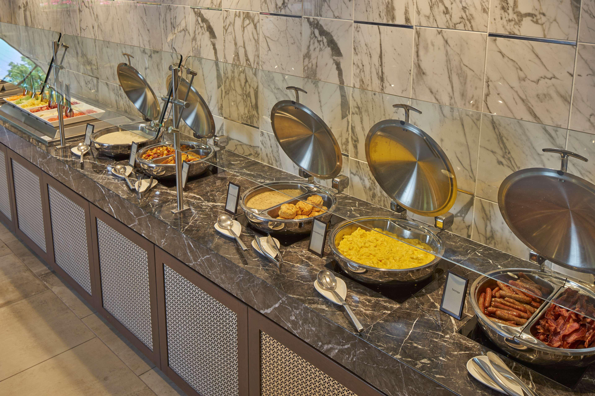 Restaurant Hilton Raleigh North Hills