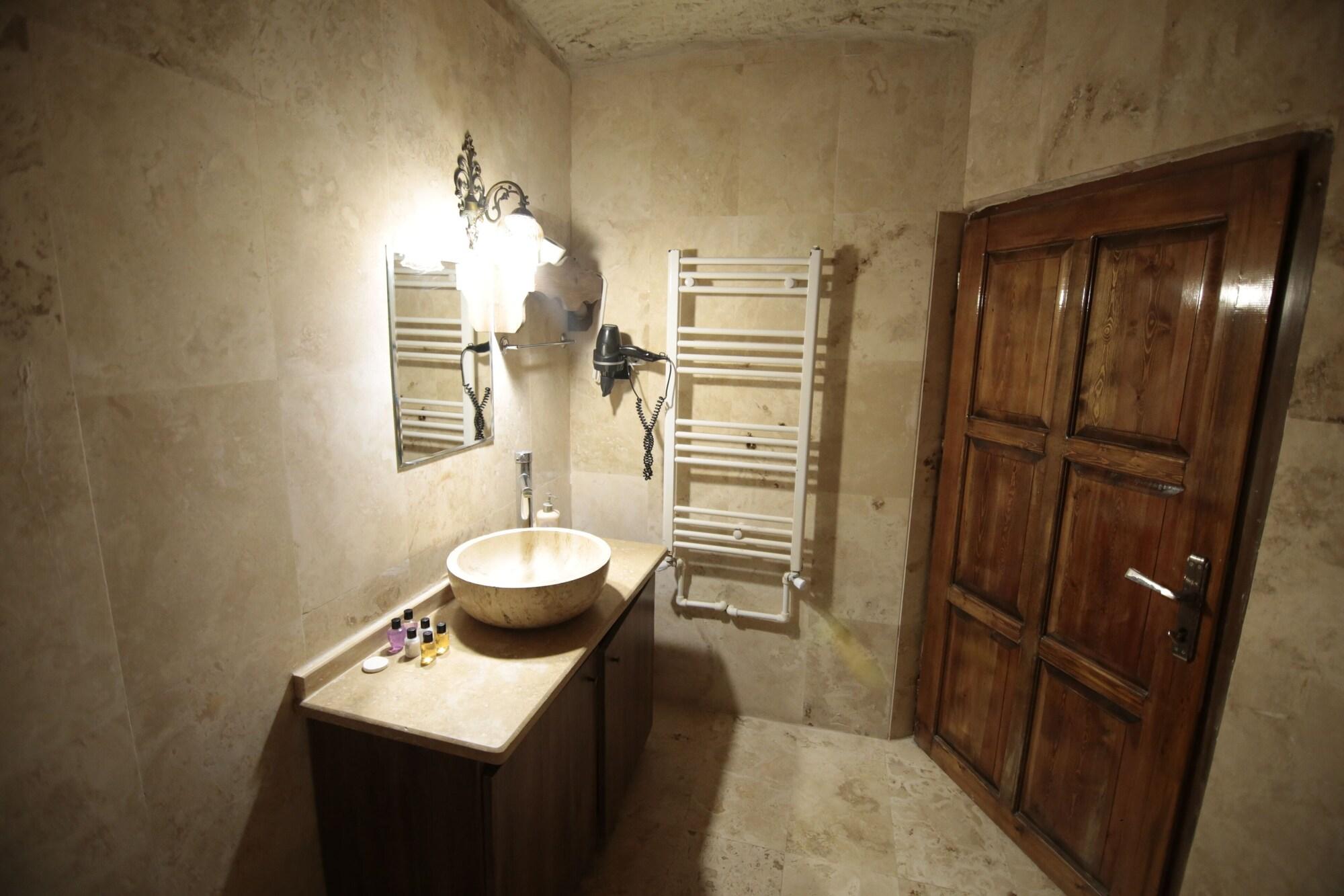Equipamiento de Habitación Katapa Special Cave