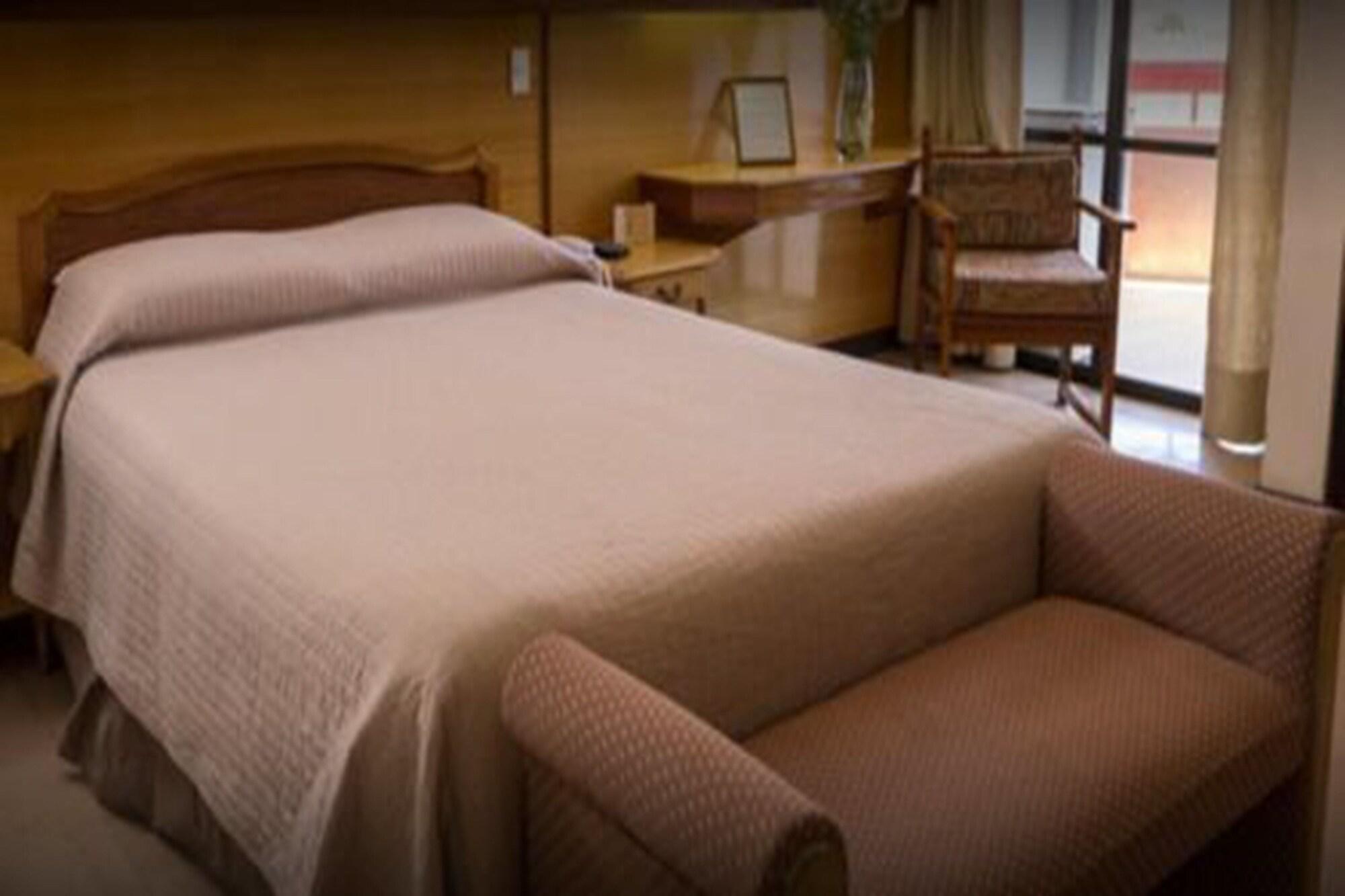 Varios Hotel Amaru
