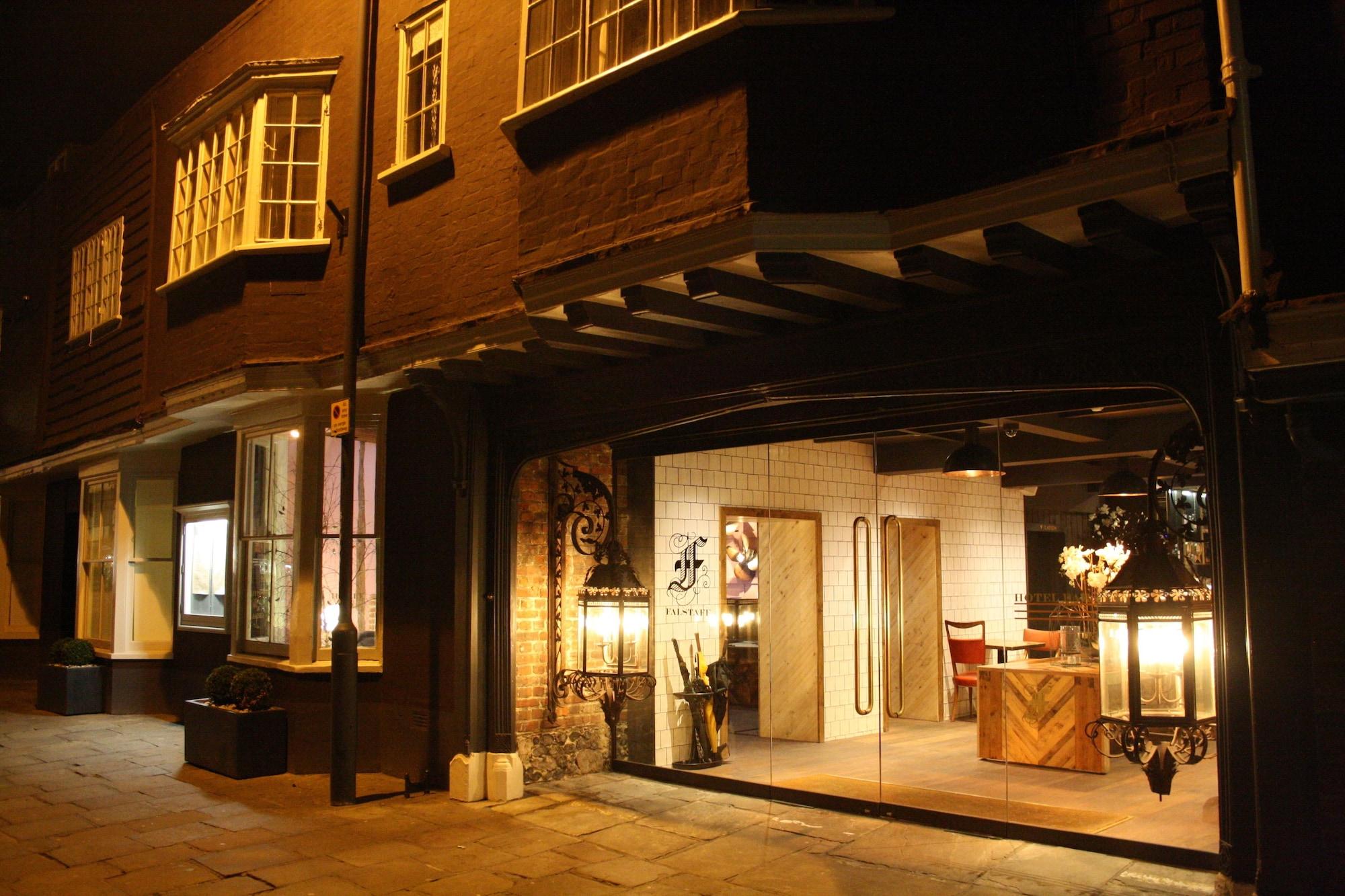 Vista Exterior The Falstaff Hotel