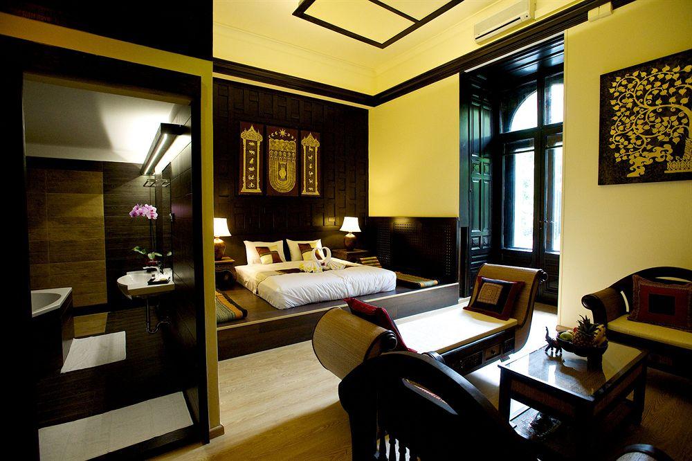 Varios Andrássy Thai Hotel