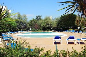 Alquiler Vacacional - Lisbon Relax POOL Apart: FREE PARKING, AC, Garden, Pet Friend & Kid Playground!
