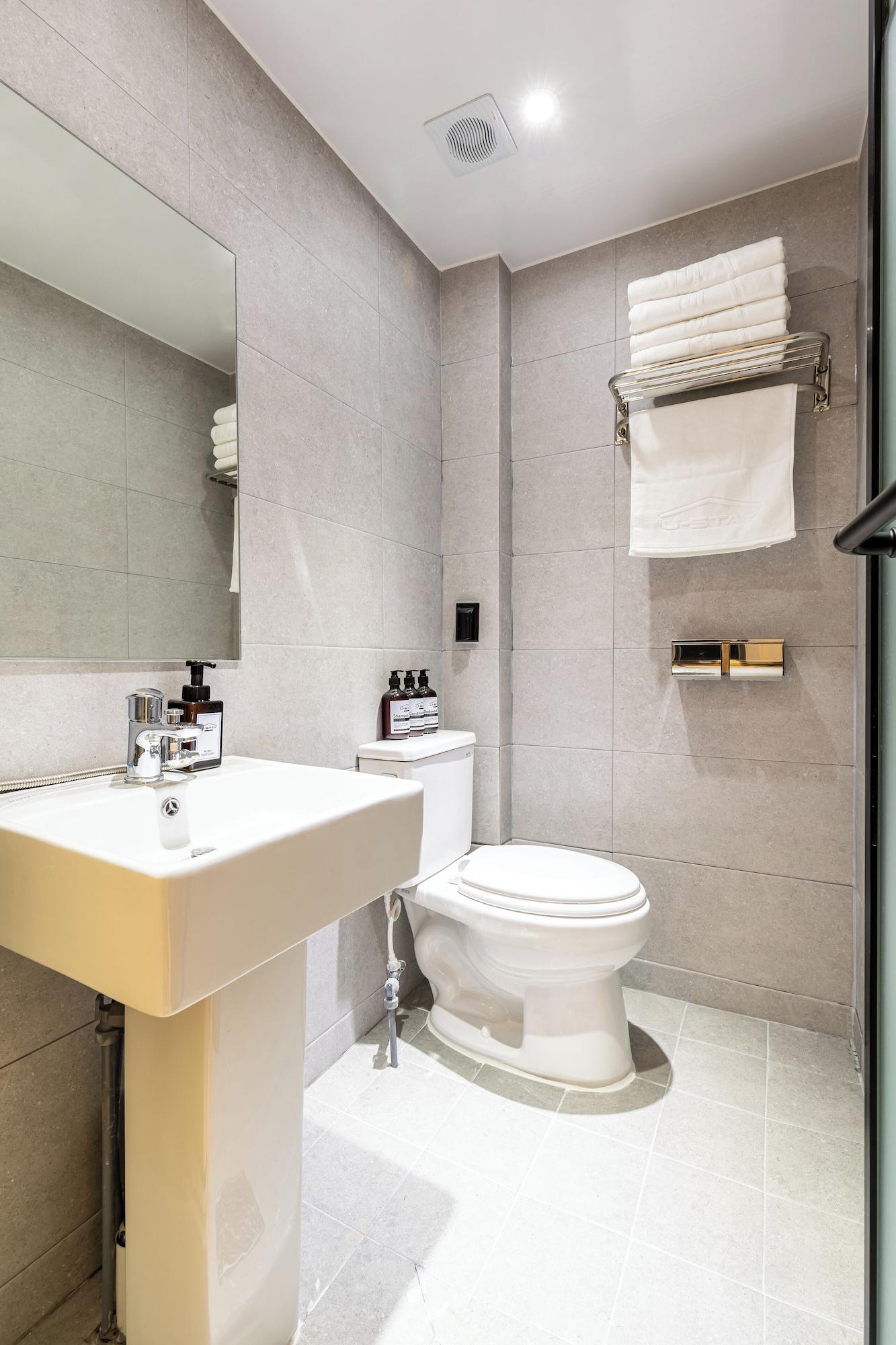 Equipamiento de Habitación U STAY MyeongDong