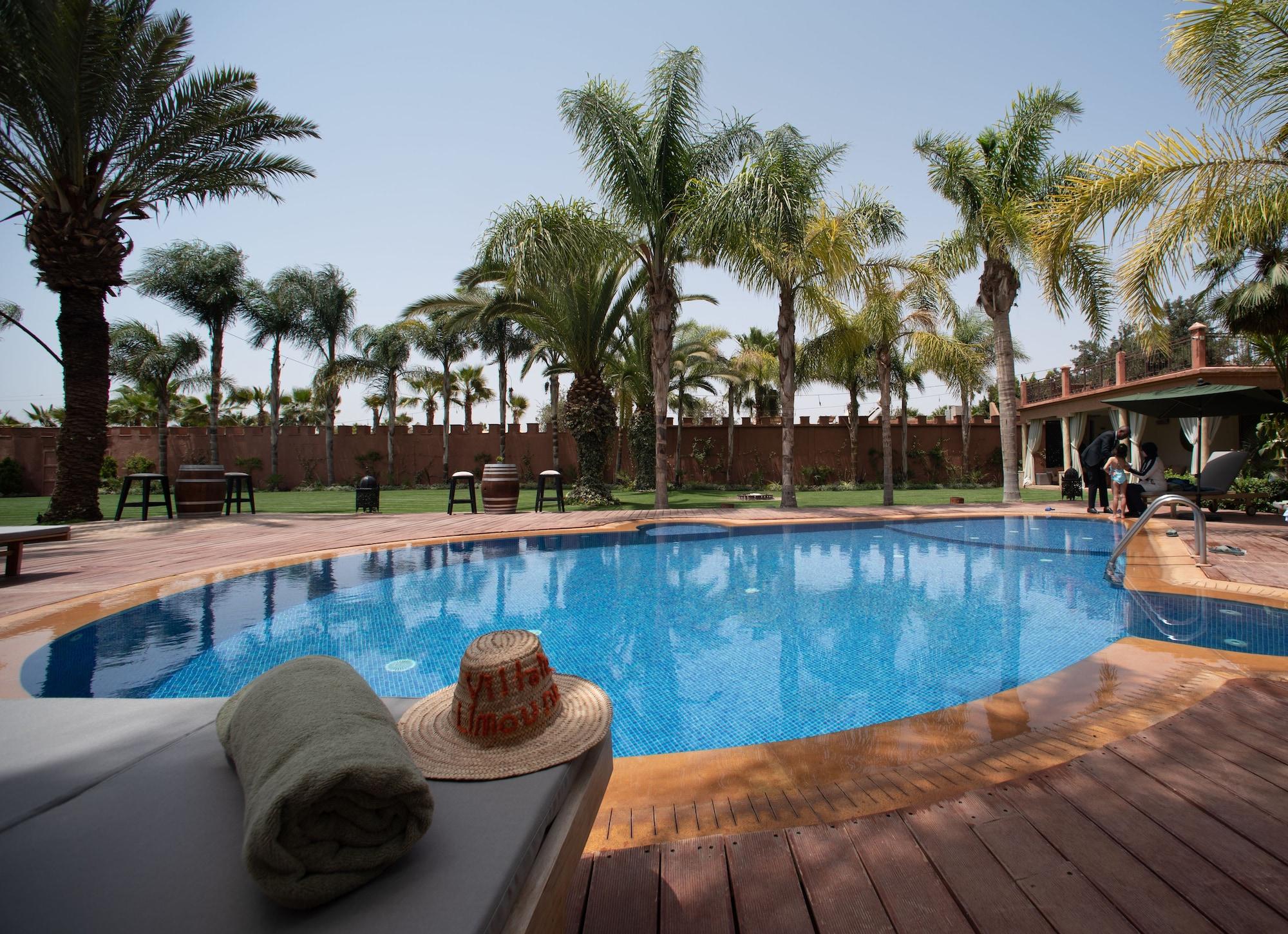 Vista Piscina Domaine Villate Limoune