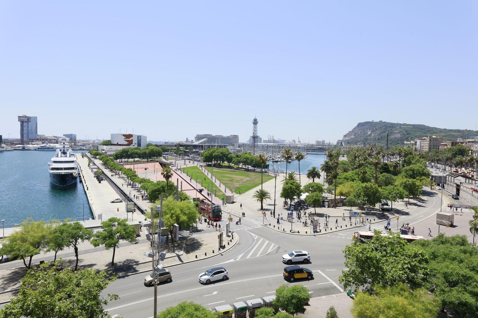 Vista Exterior Som Nit Port Vell