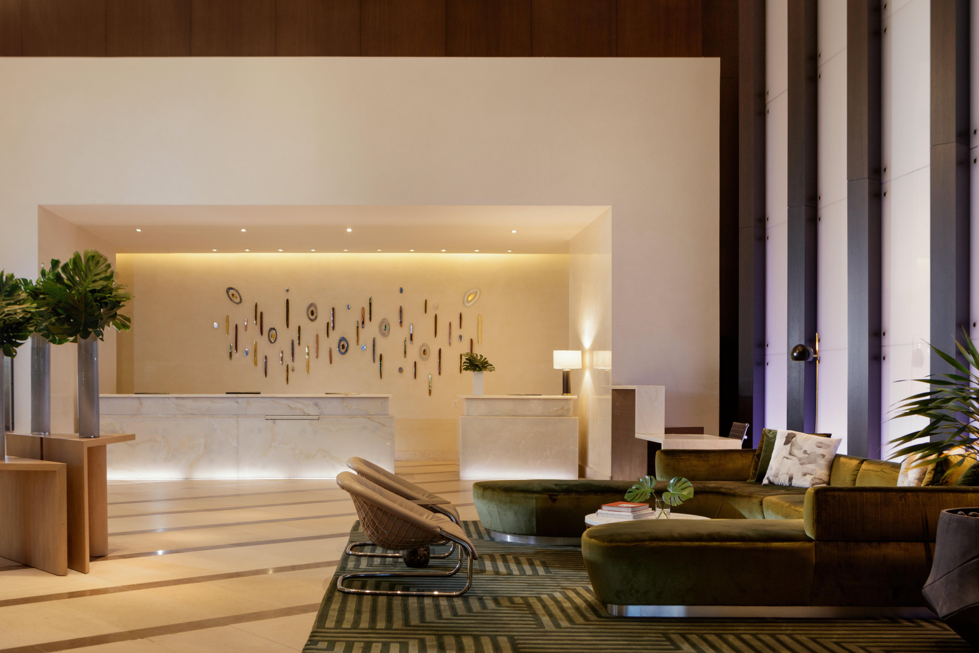 Vista Lobby Kimpton EPIC Hotel by IHG