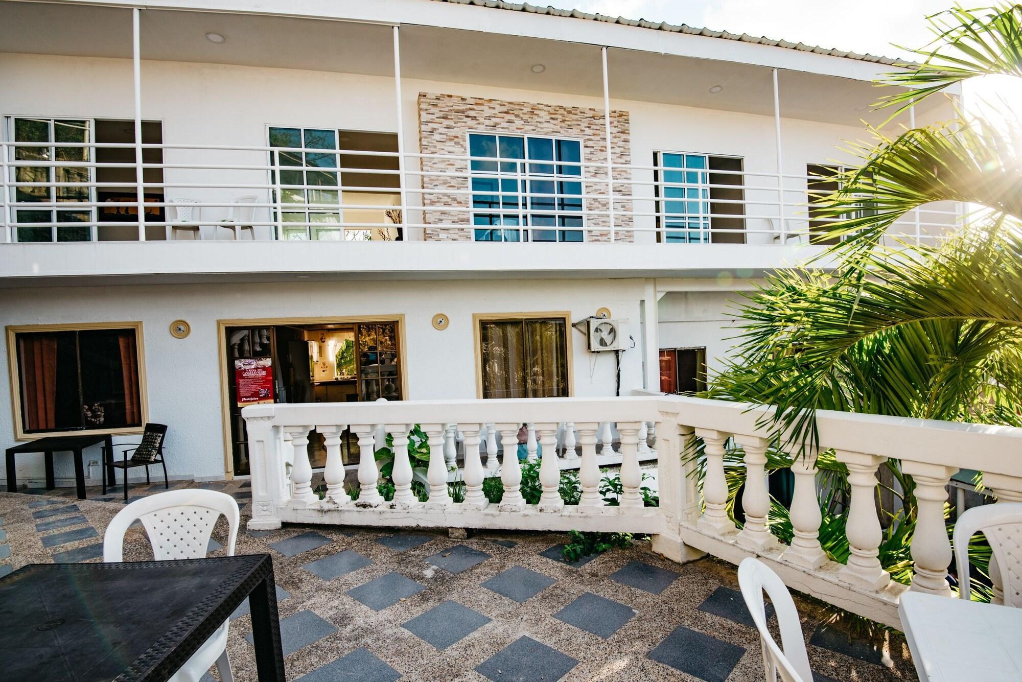 Varios The Rock House Hostel - Adults Only