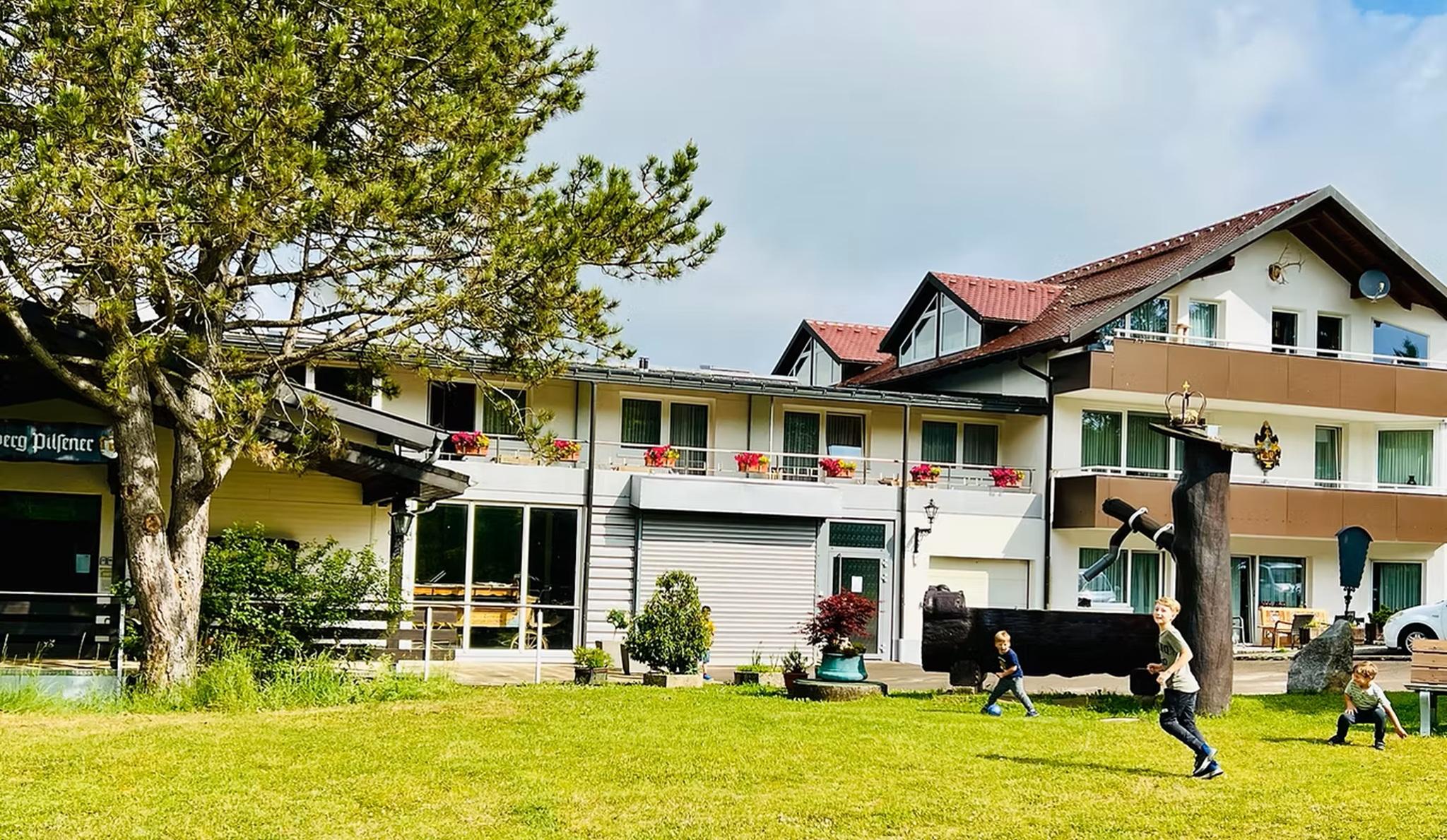 Vista Exterior Tanneneck