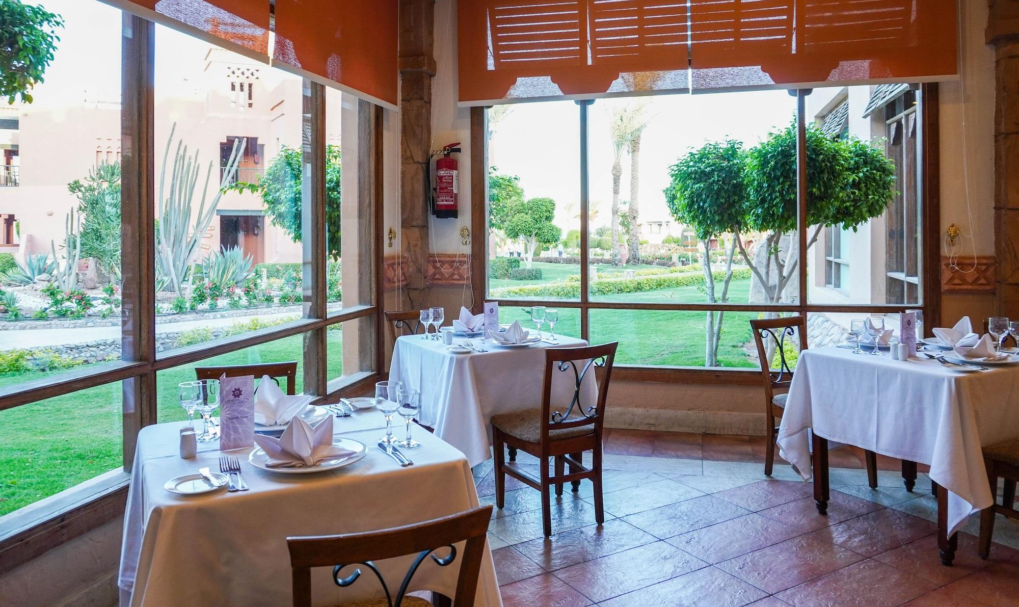 Restaurant Charmillion Sea Life Resort