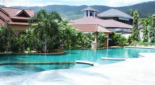 Vista Piscina Baan Saensook Villas