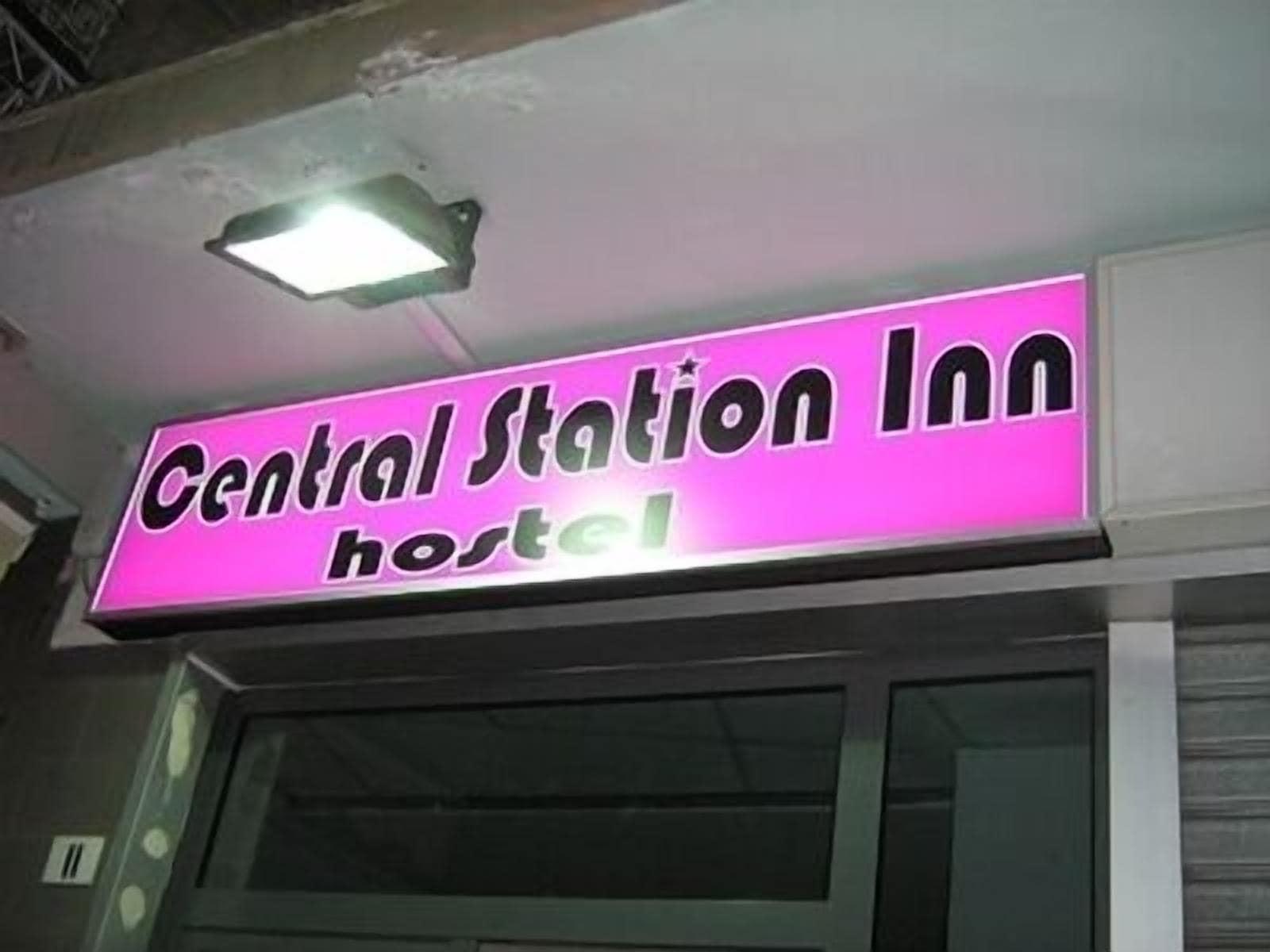 Vista Exterior Central Station Inn - Hostel