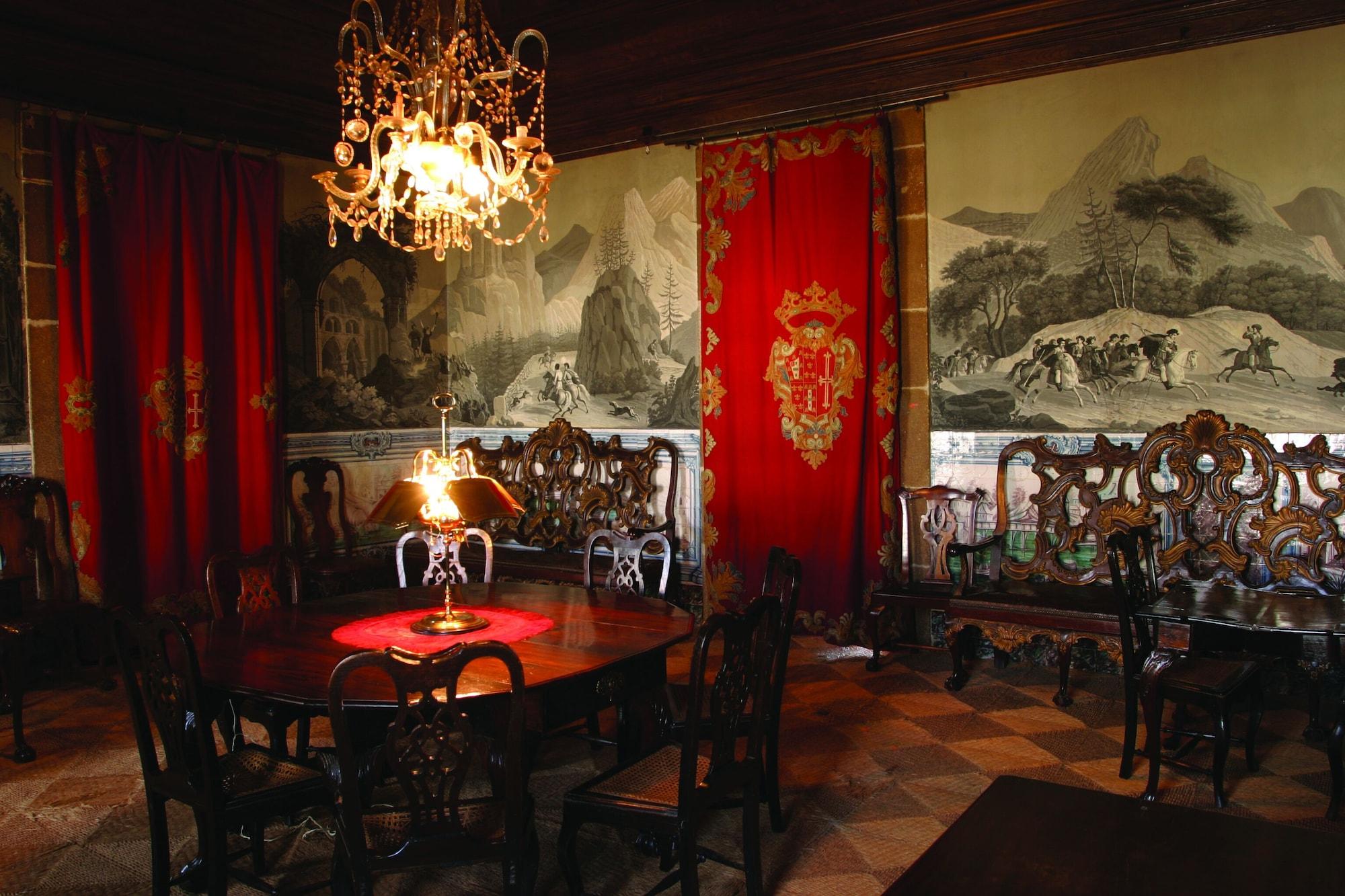 Vista Lobby Parador Casa da Ínsua