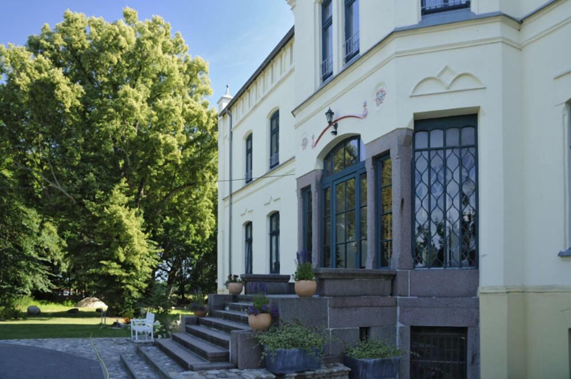 Varios Herrenhaus Alt Vorwerk