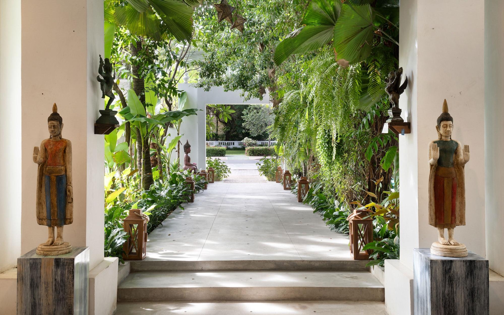 Vista Exterior The Community - Siem Reap