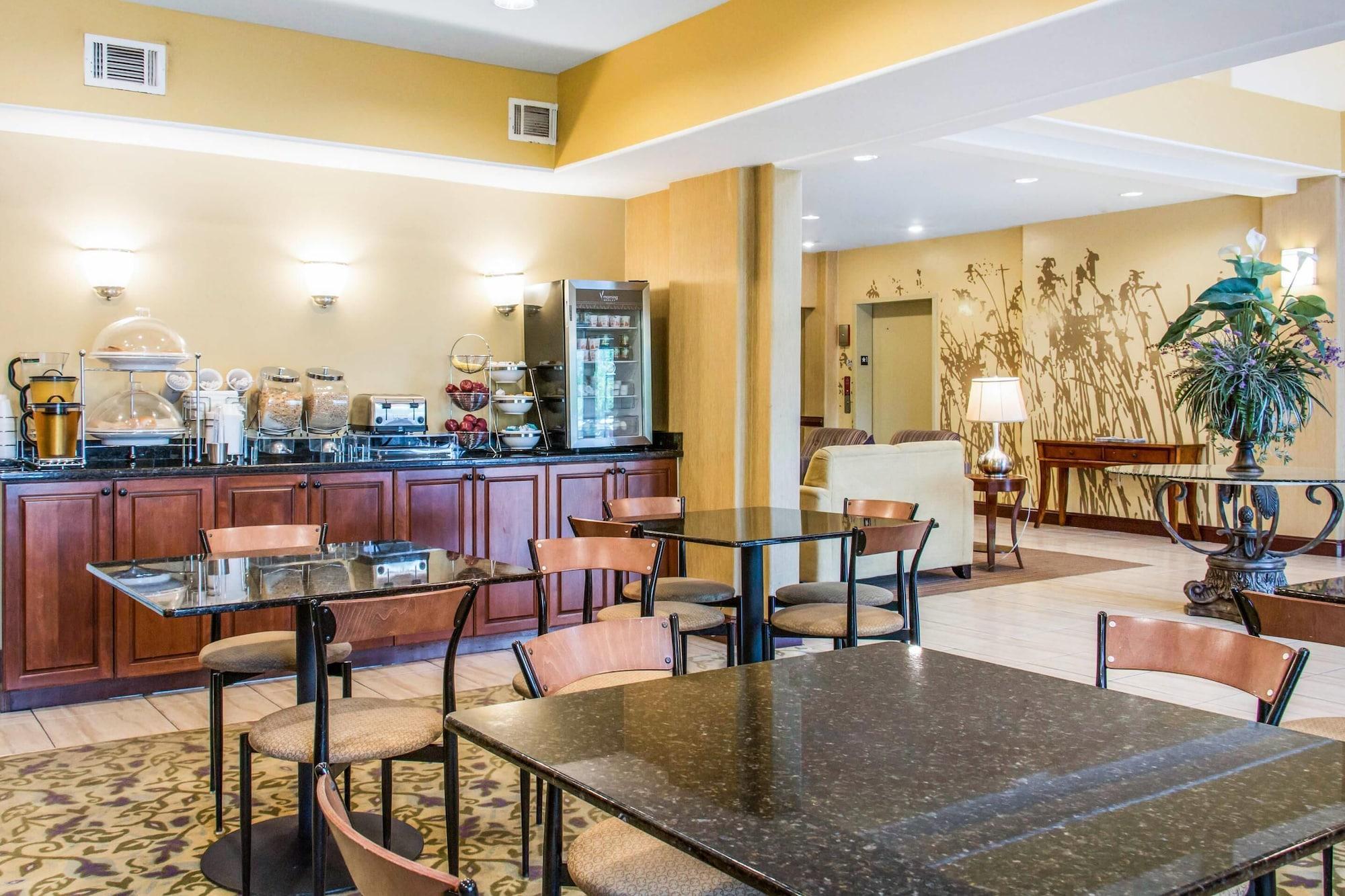 Restaurant Sleep Inn And Suites Pooler