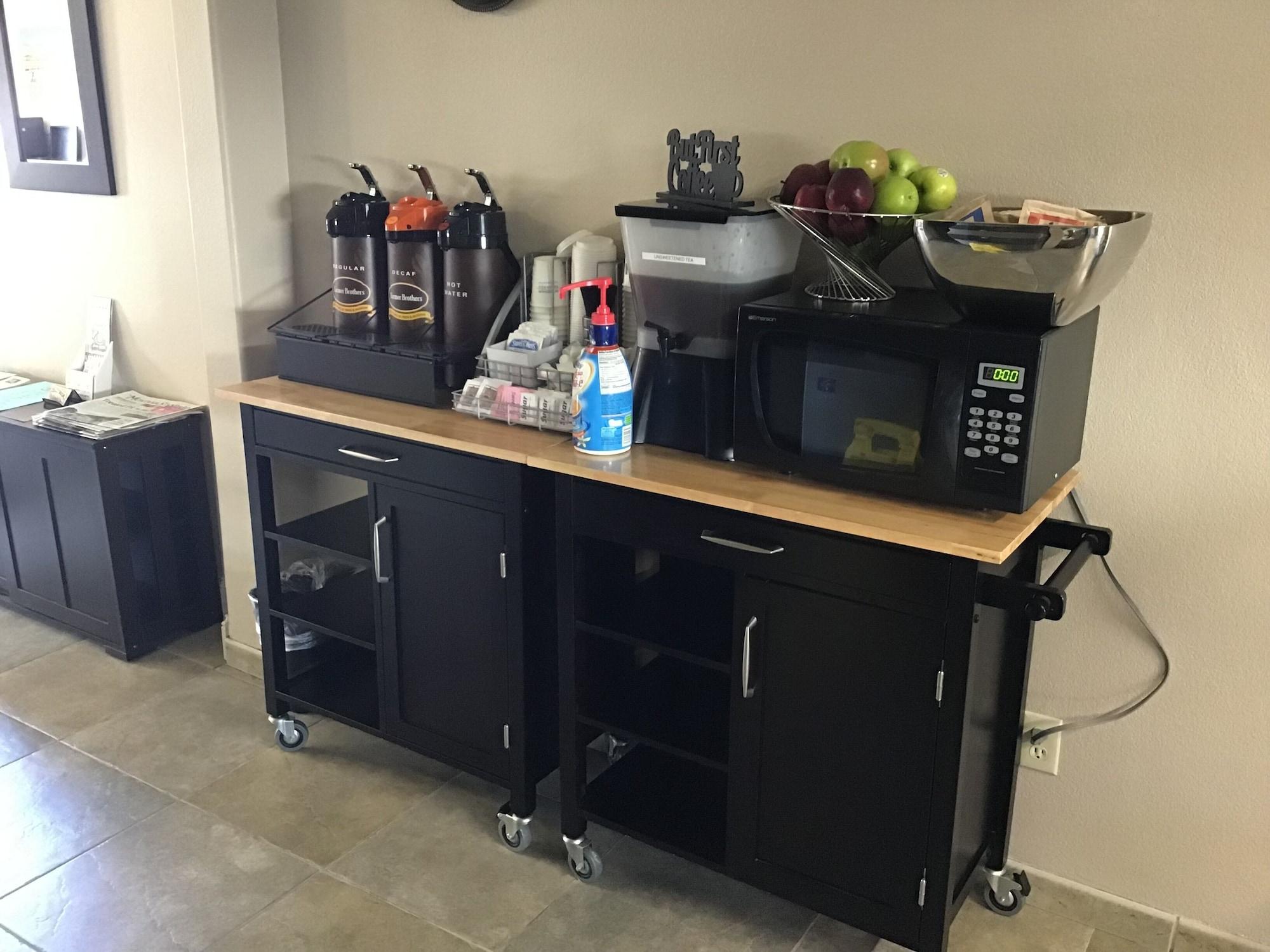 Bar/Salón Super 8 by Wyndham Dillon