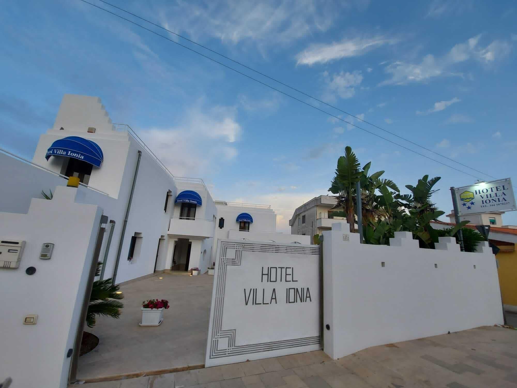 Vista Exterior Hotel Villa Ionia