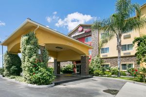 Alojamiento - Best Western Plus Wasco Inn & Suites