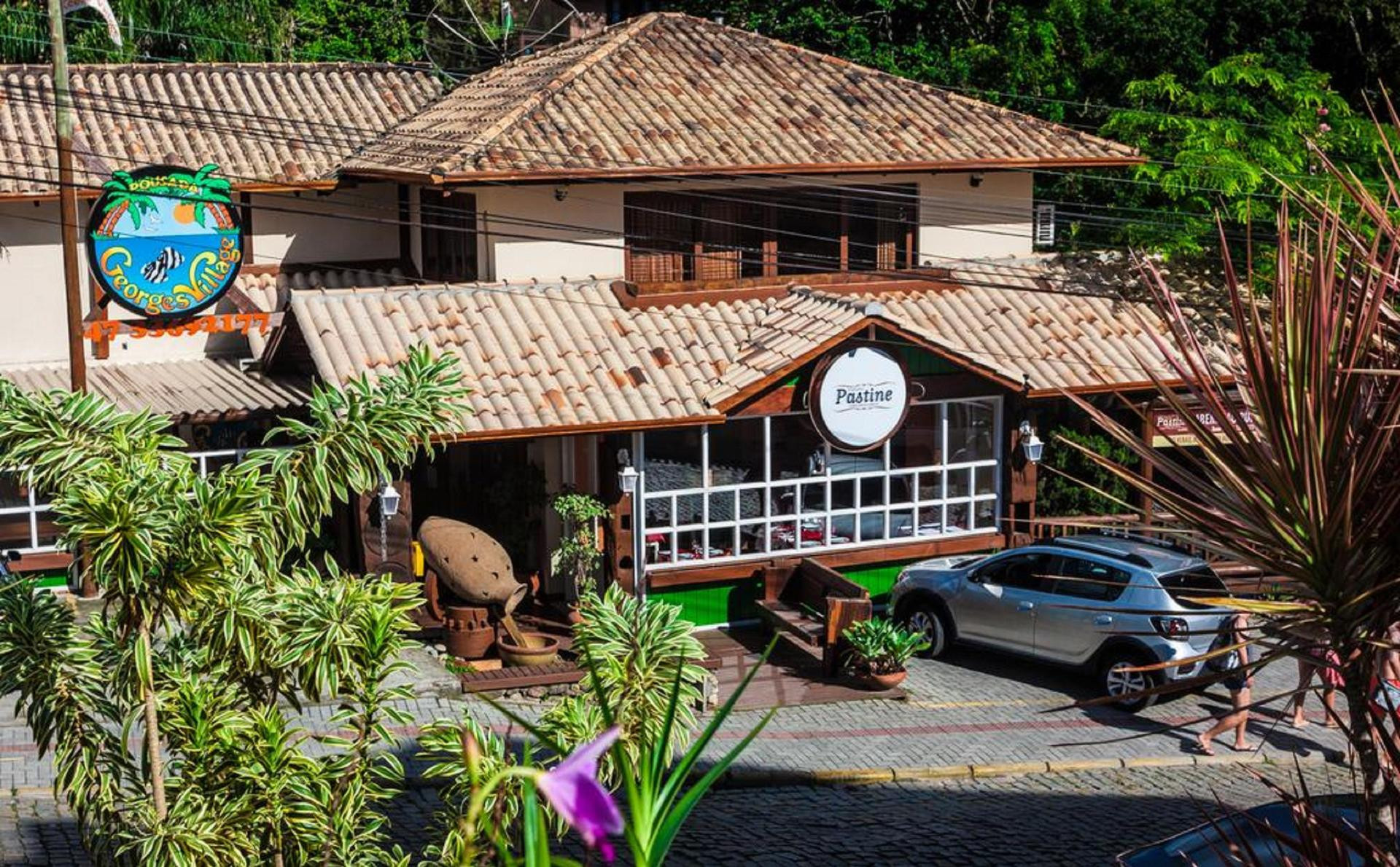 Vista Exterior Pousada George's Village