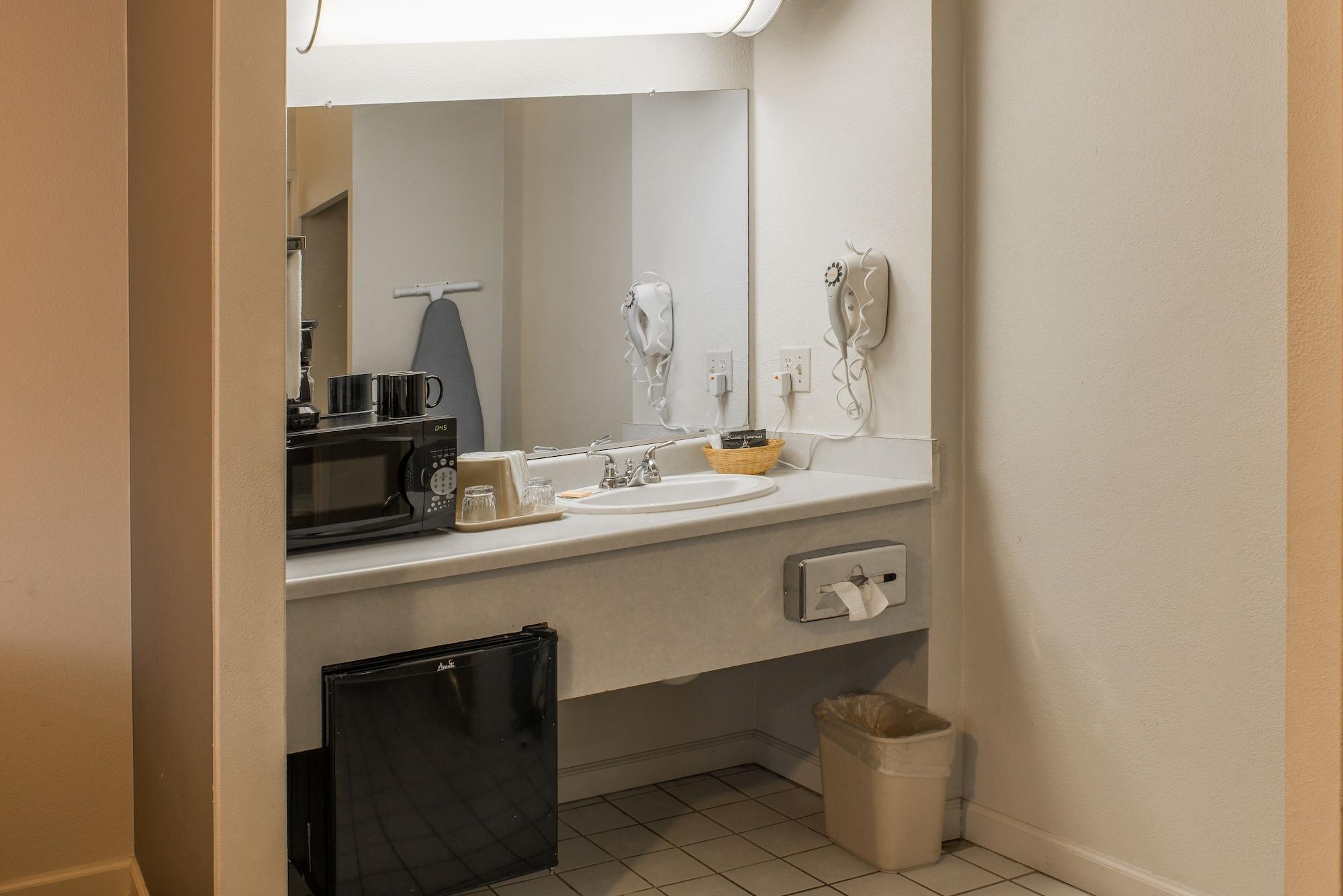 Set de Habitación Motel 6 Ukiah, CA - North