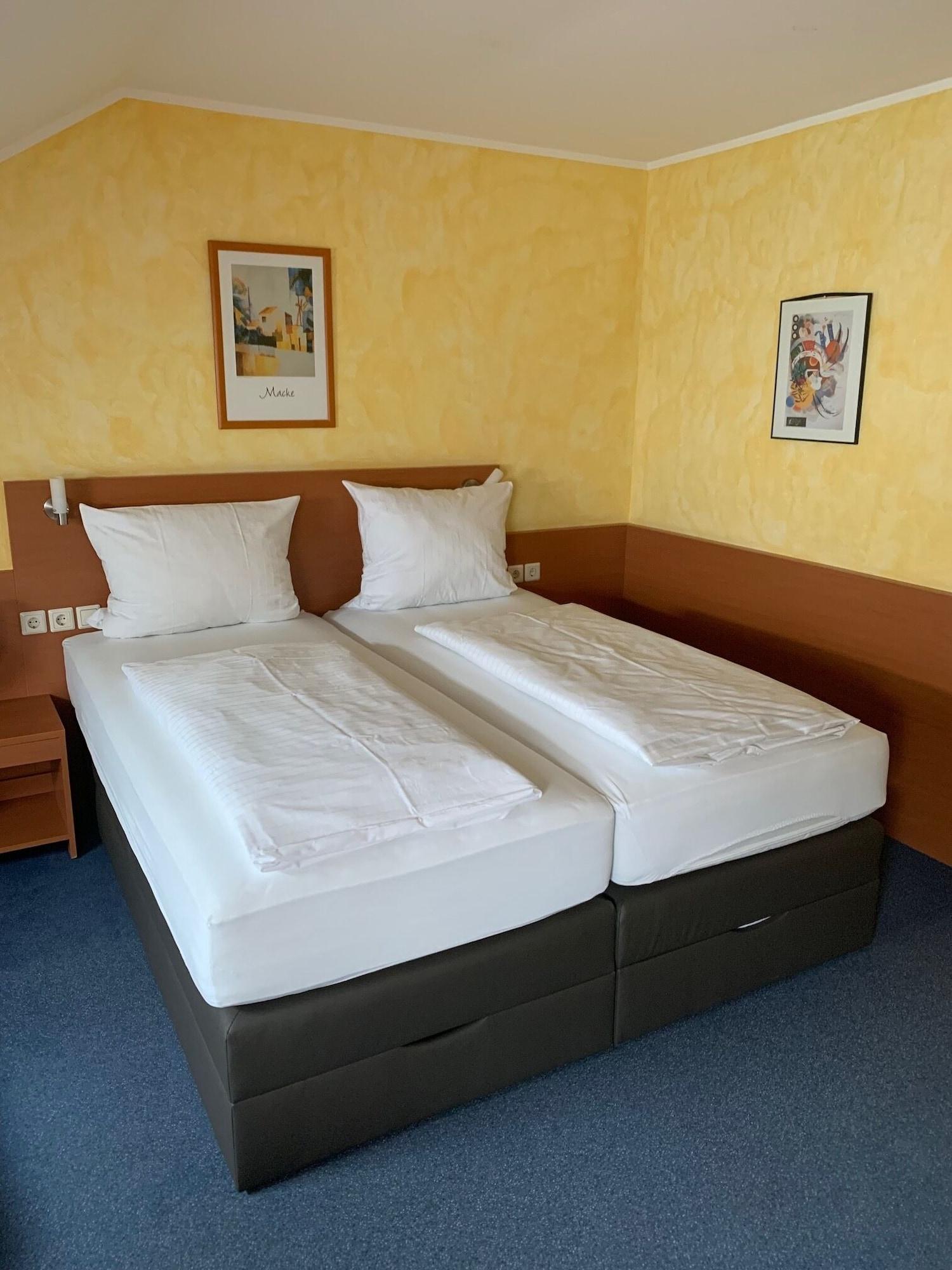 Varios Hotel Nord